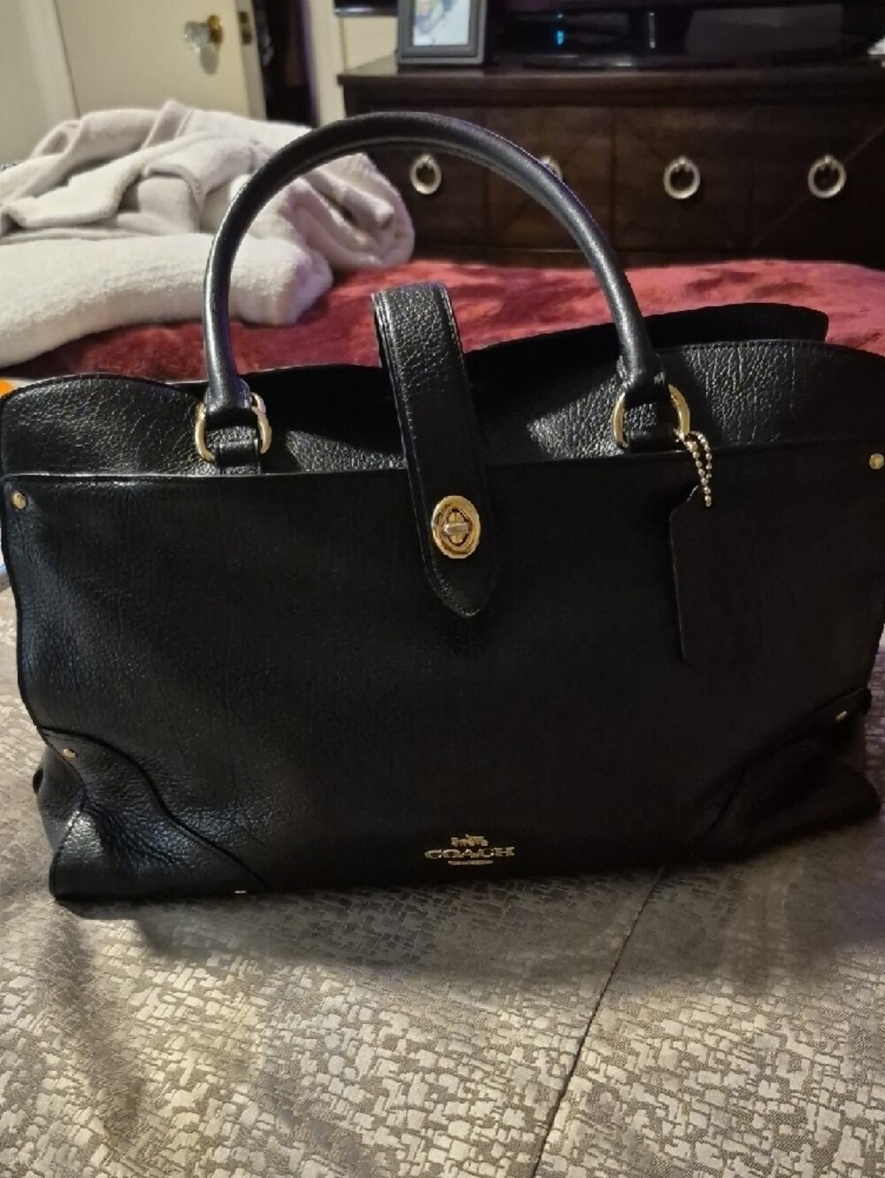 Coach Mercer Pebbled 30 Leather Satchel with Gold Hardware - Picture 2 of 11